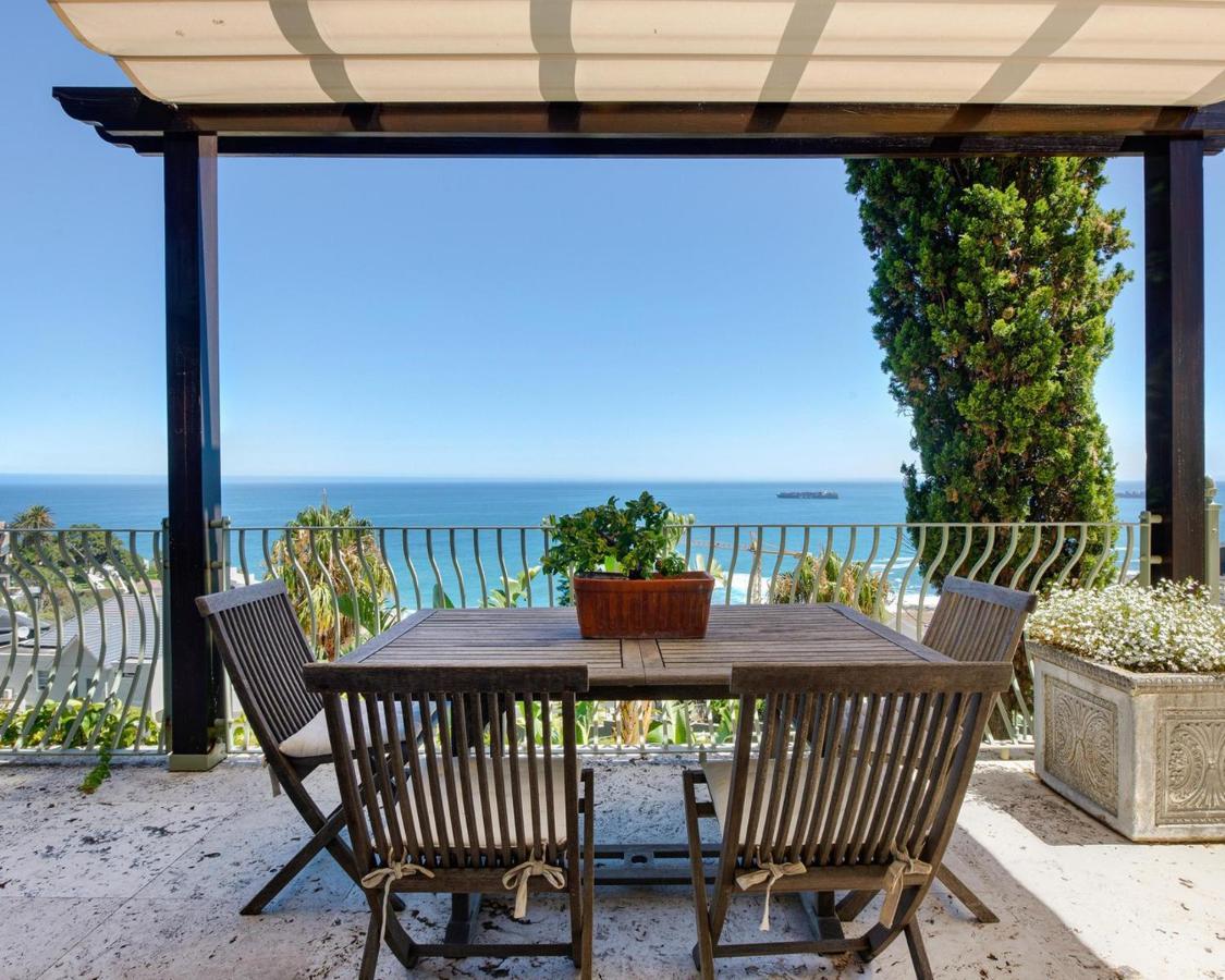 Villa Del Mar - "Luxurious En-Suite Bedroom With Lounge And Stunning Sea View Balcony In Bantry Bay" Fokváros Kültér fotó