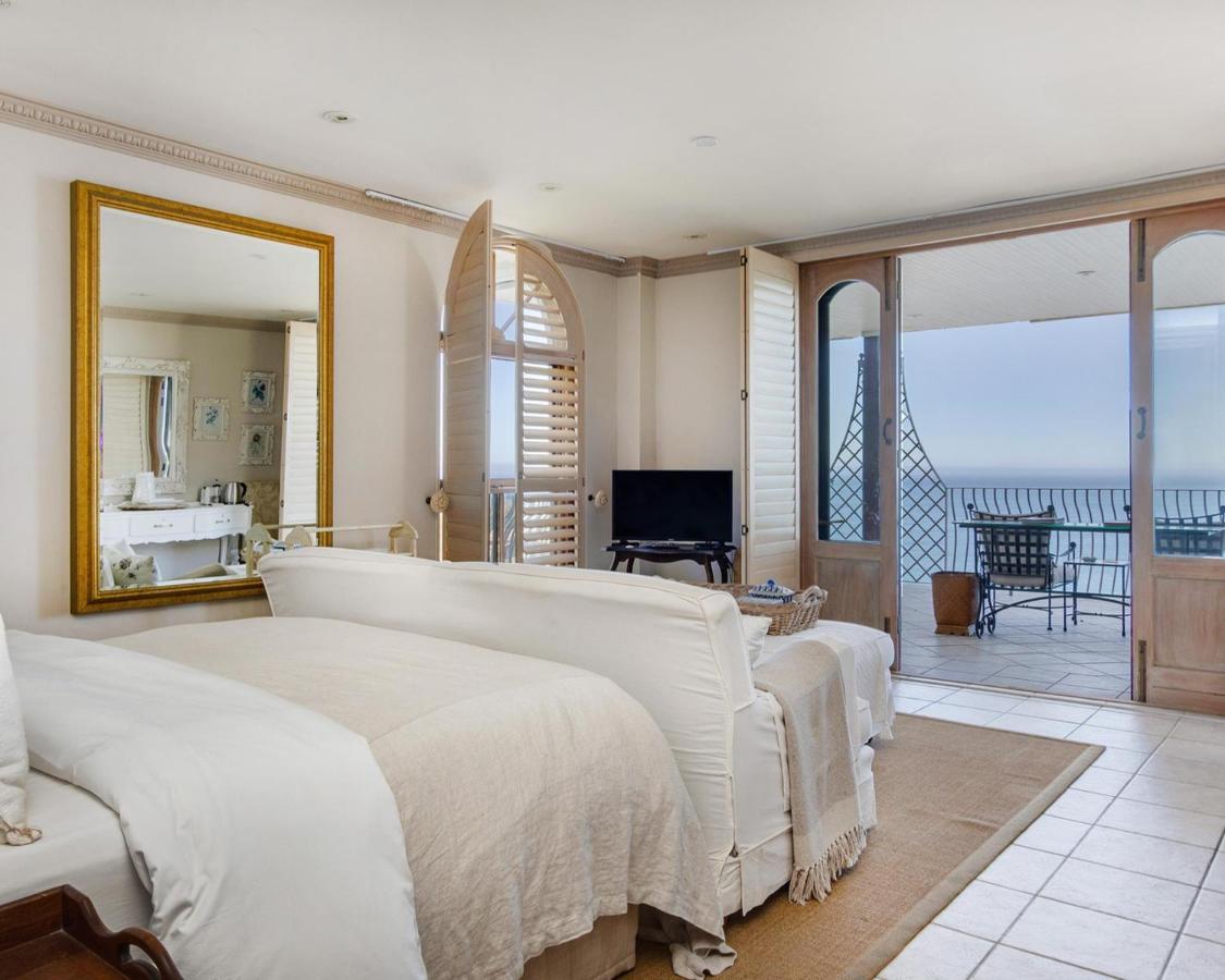 Villa Del Mar - "Luxurious En-Suite Bedroom With Lounge And Stunning Sea View Balcony In Bantry Bay" Fokváros Kültér fotó