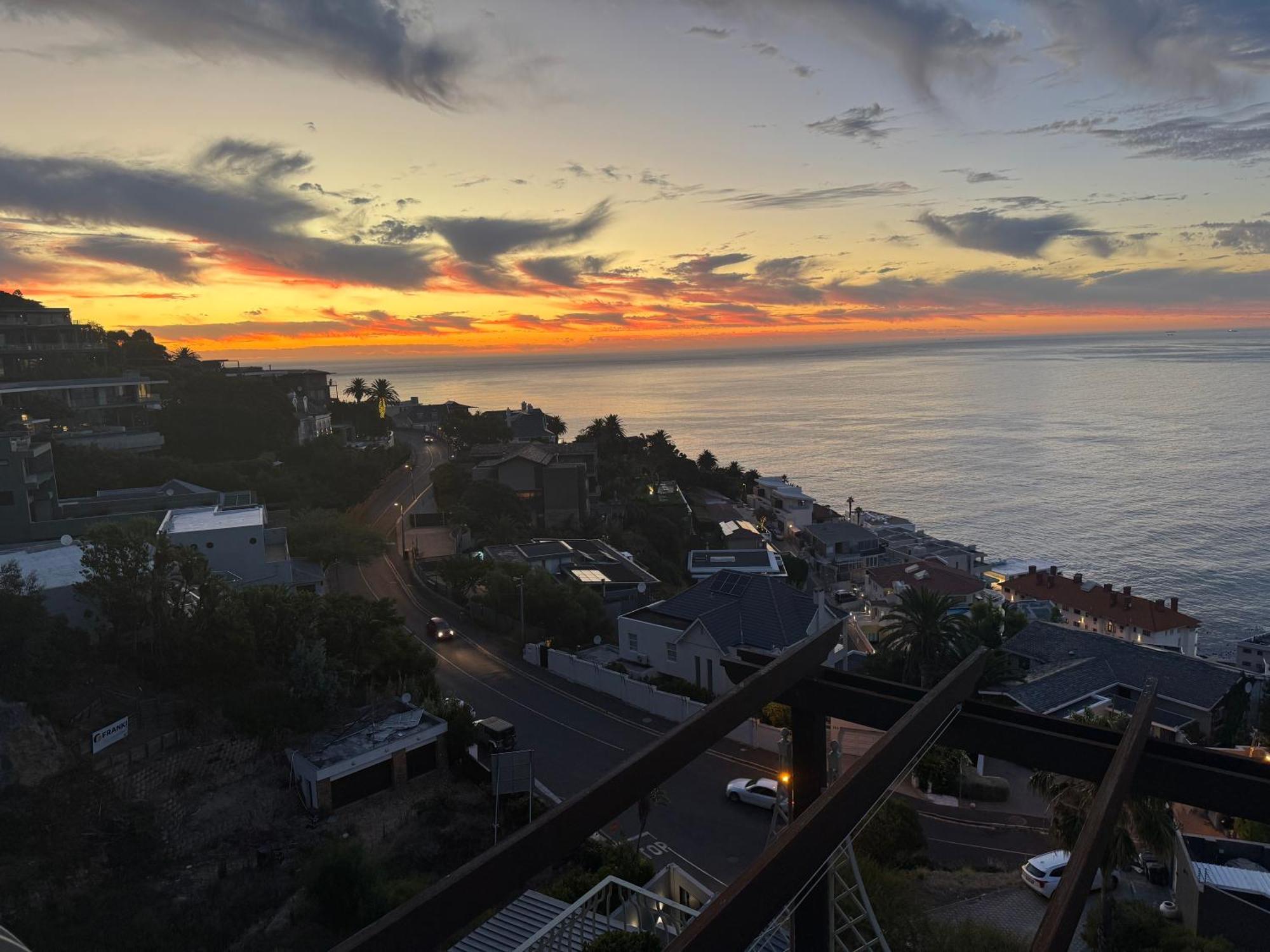 Villa Del Mar - "Luxurious En-Suite Bedroom With Lounge And Stunning Sea View Balcony In Bantry Bay" Fokváros Kültér fotó